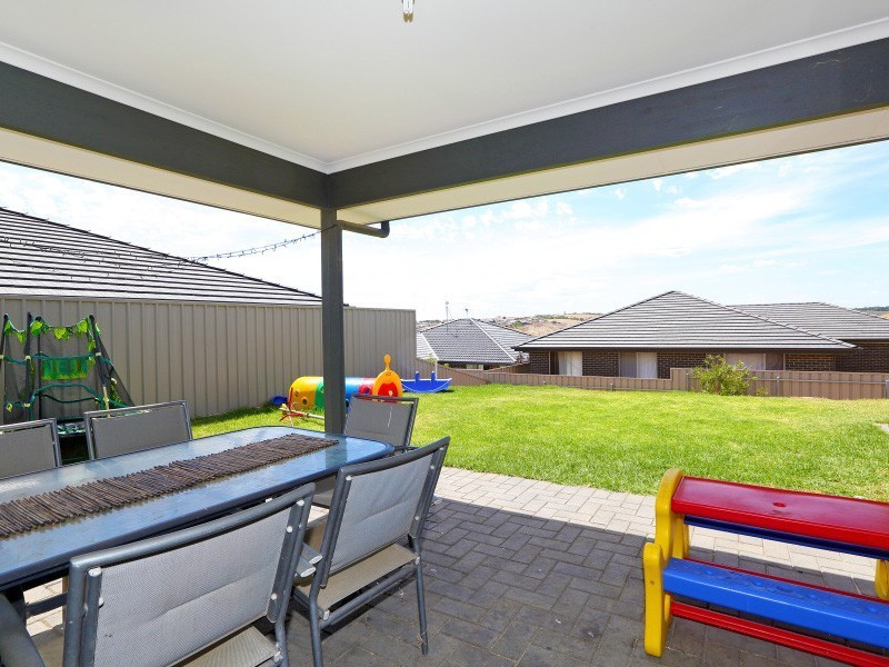 7 Busselton Road, Seaford Rise SA 5169