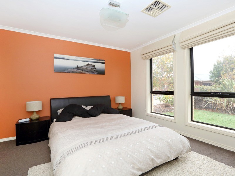 8 Signal Street, Seaford Meadows SA 5169