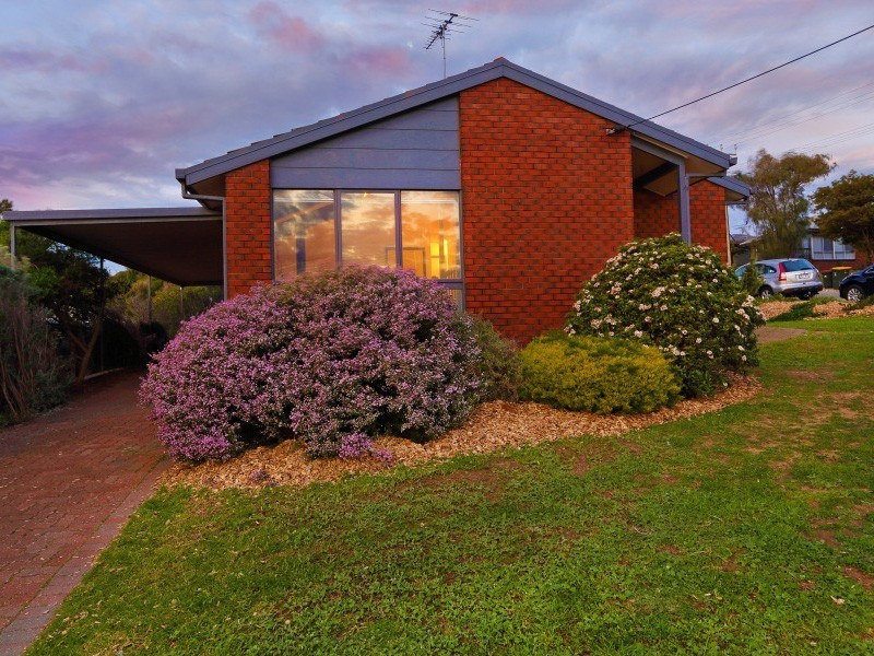 9 Boonga Street, Hallett Cove SA 5158