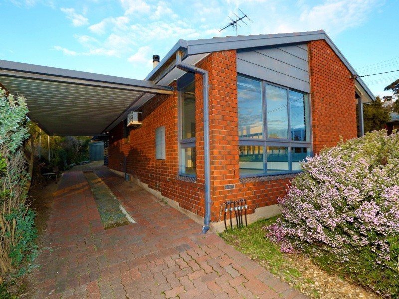 9 Boonga Street, Hallett Cove SA 5158