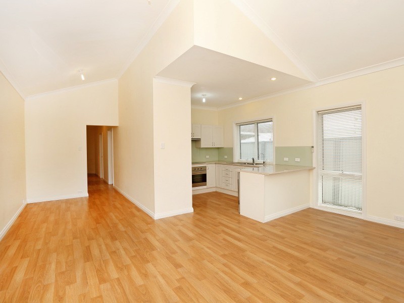 8a Dalkeith Avenue, Morphett Vale SA 5162