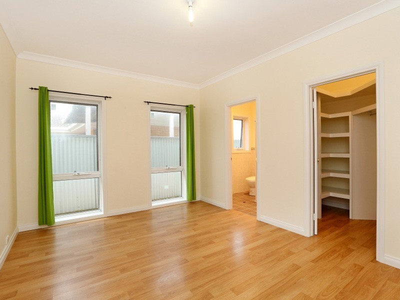 8a Dalkeith Avenue, Morphett Vale SA 5162