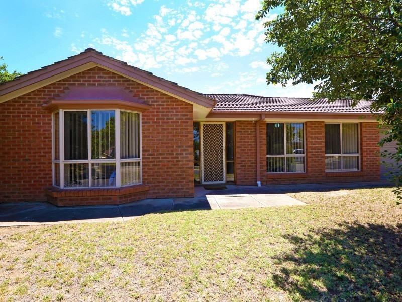 12 Bathbank Crescent, Sheidow Park SA 5158