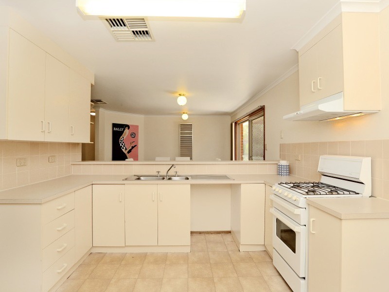 12 Bathbank Crescent, Sheidow Park SA 5158