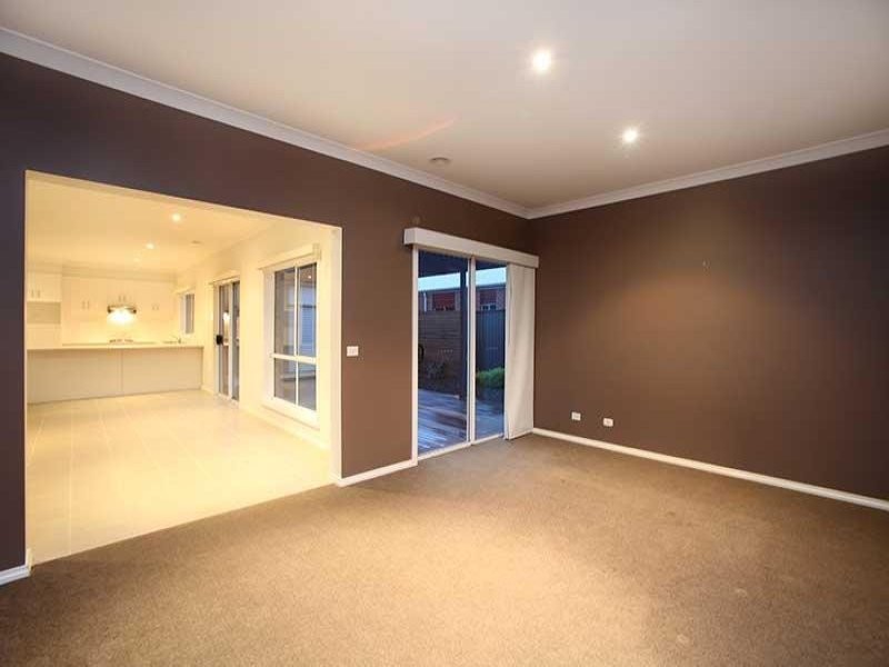 30 Mowbray Road, Point Cook VIC 3030