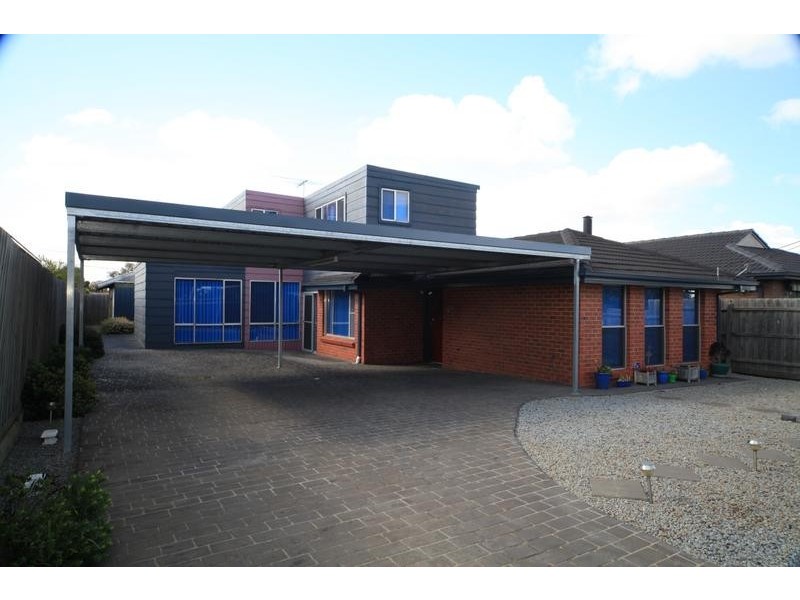 114 Kings Road, St Albans VIC 3021