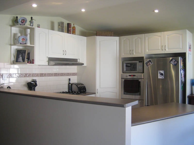 Taylors Hill VIC 3037