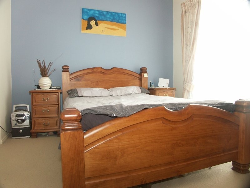 Taylors Hill VIC 3037