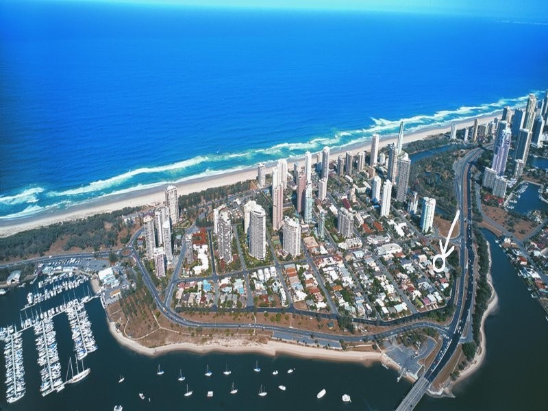 49 Beaker Street, Main Beach QLD 4217