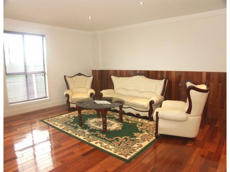 Taylors Hill VIC 3037