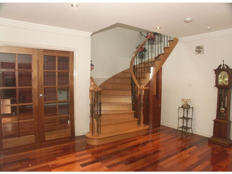 Taylors Hill VIC 3037