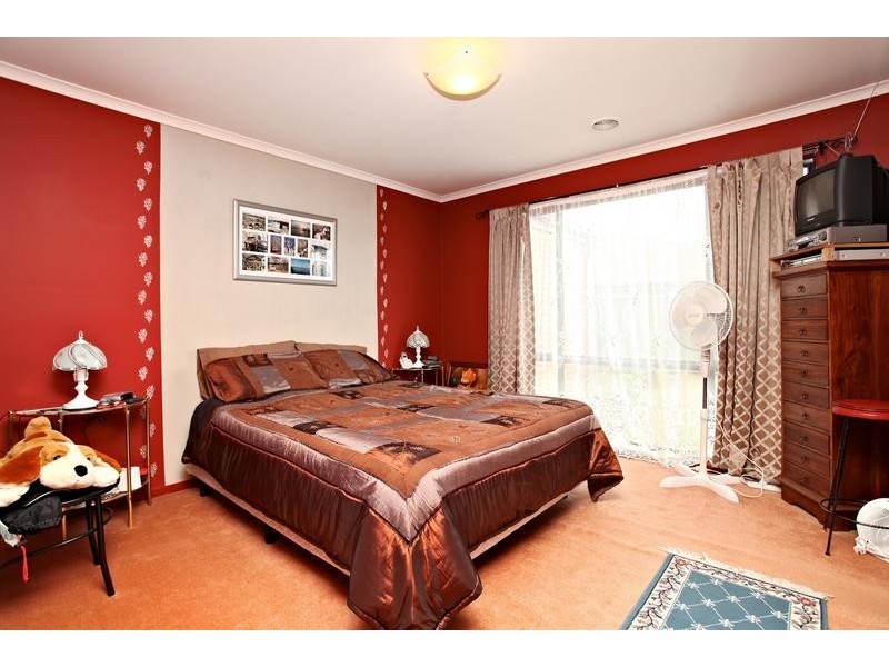 Caroline Springs VIC 3023