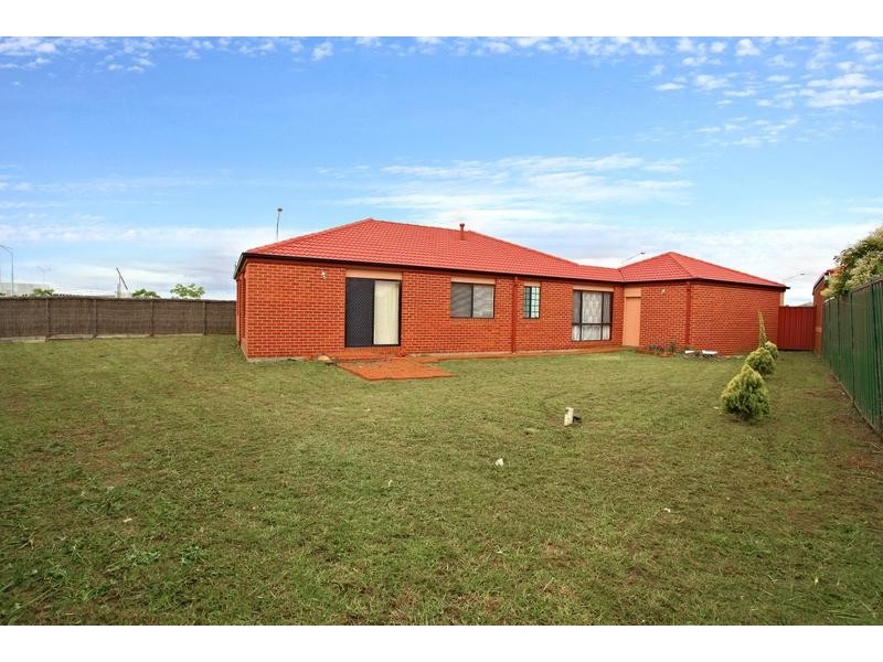 Caroline Springs VIC 3023