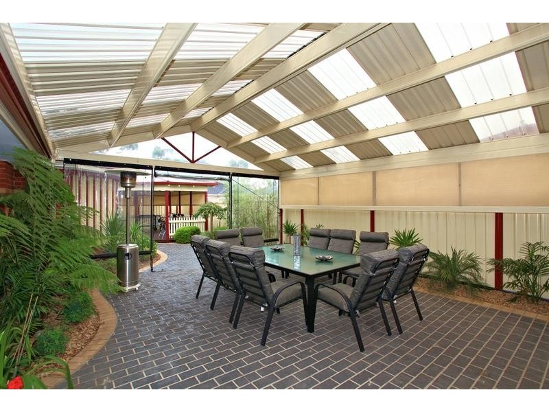 16 Inverness Court, Cairnlea VIC 3023