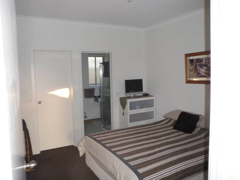 2/35 Memphis Drive, Truganina VIC 3029