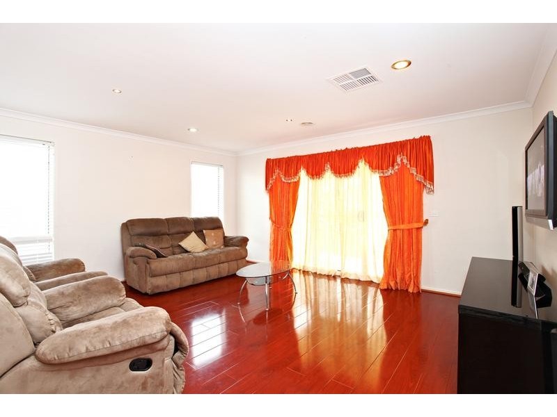 Caroline Springs VIC 3023