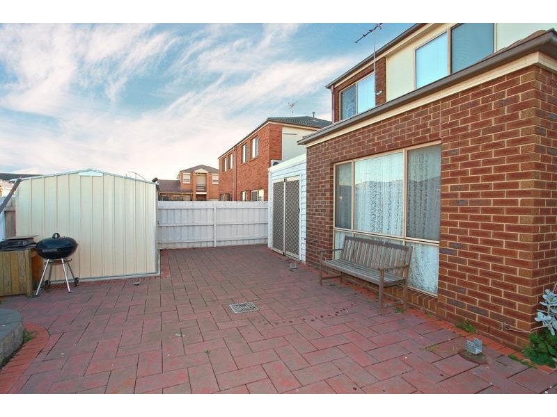 Taylors Hill VIC 3037