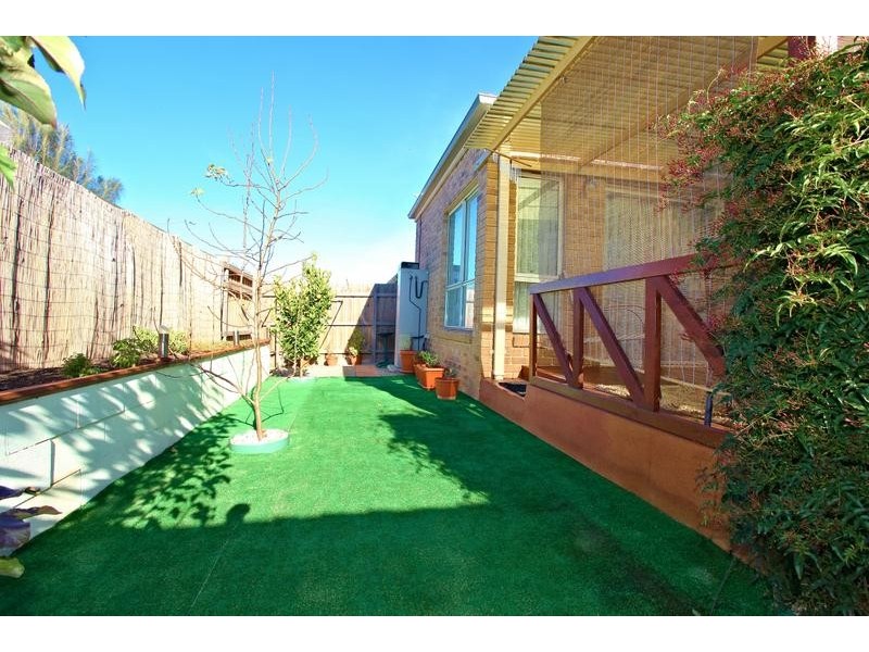 Taylors Hill VIC 3037