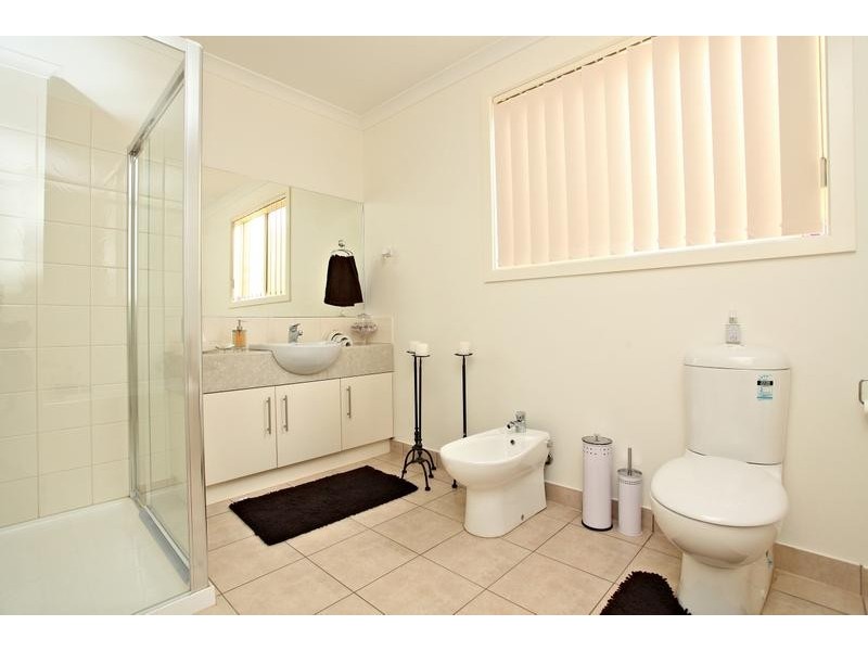 Taylors Hill VIC 3037