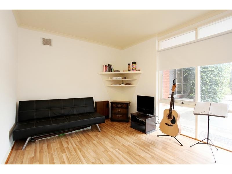 17/50 Middle Road, Maribyrnong VIC 3032