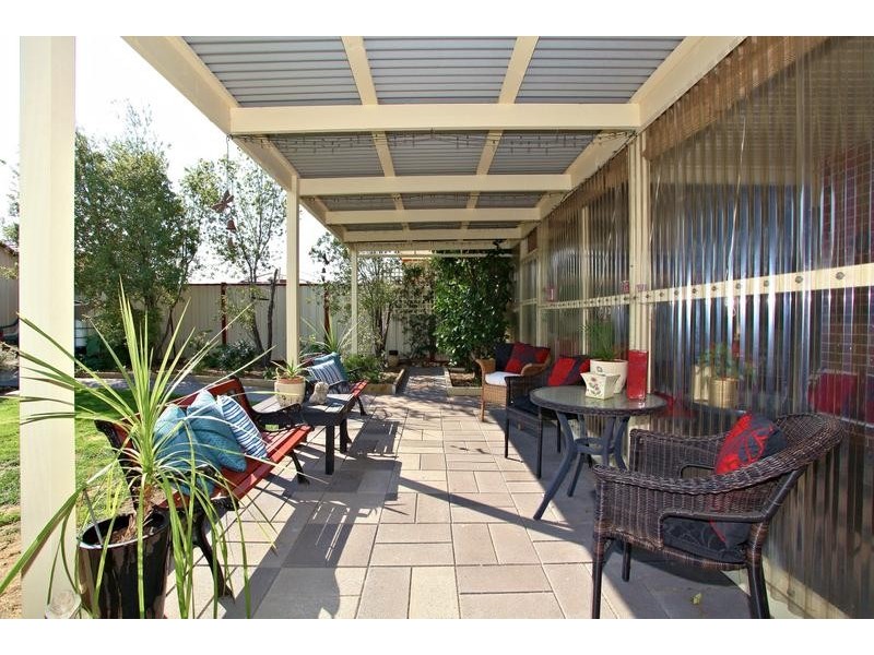 Taylors Hill VIC 3037