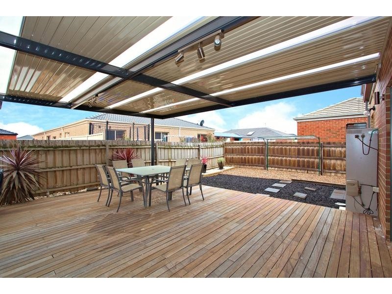 Taylors Hill VIC 3037