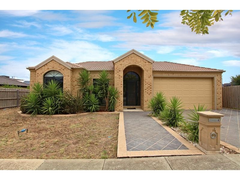 Taylors Hill VIC 3037