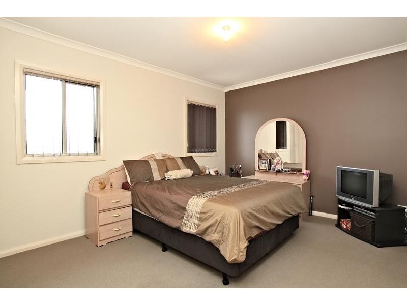 Caroline Springs VIC 3023