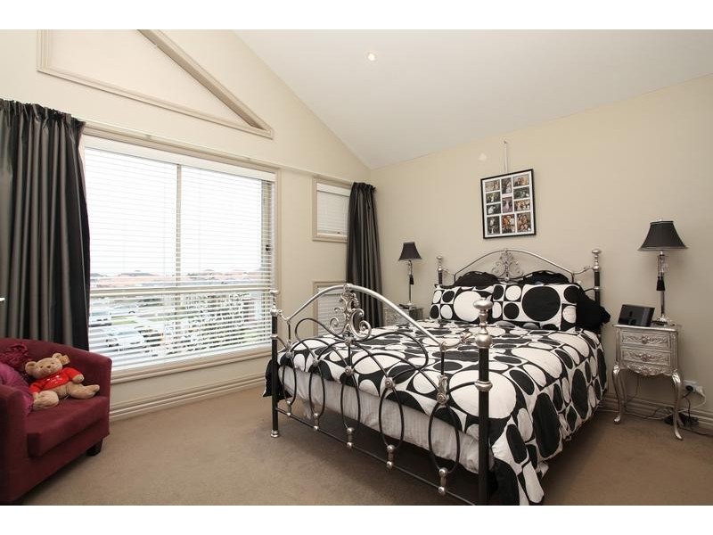 Hillside VIC 3037