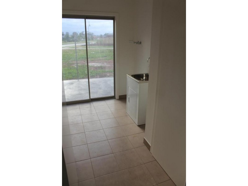 Brookfield (Brookfield), Melton South VIC 3338