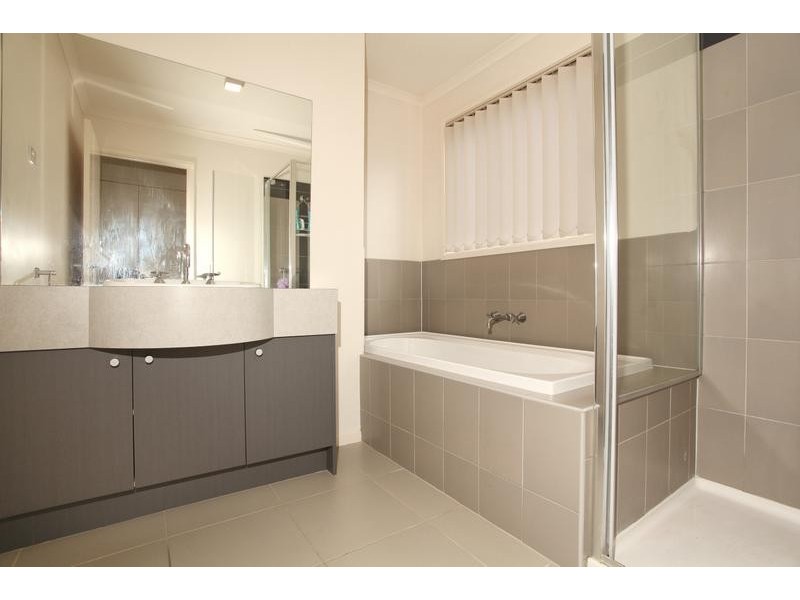 Melton West VIC 3337