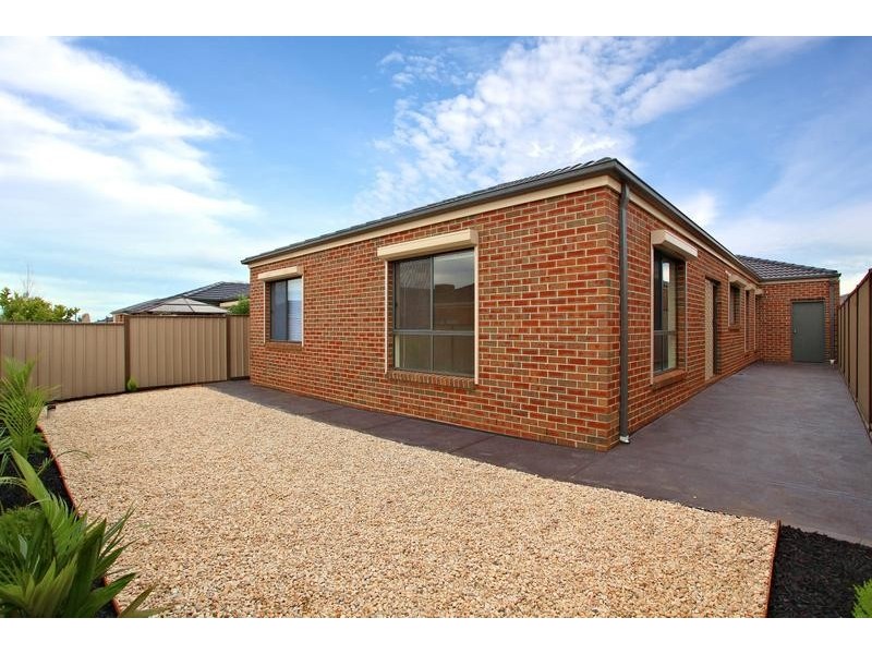 5 Wilkins Terrace, Burnside Heights VIC 3023