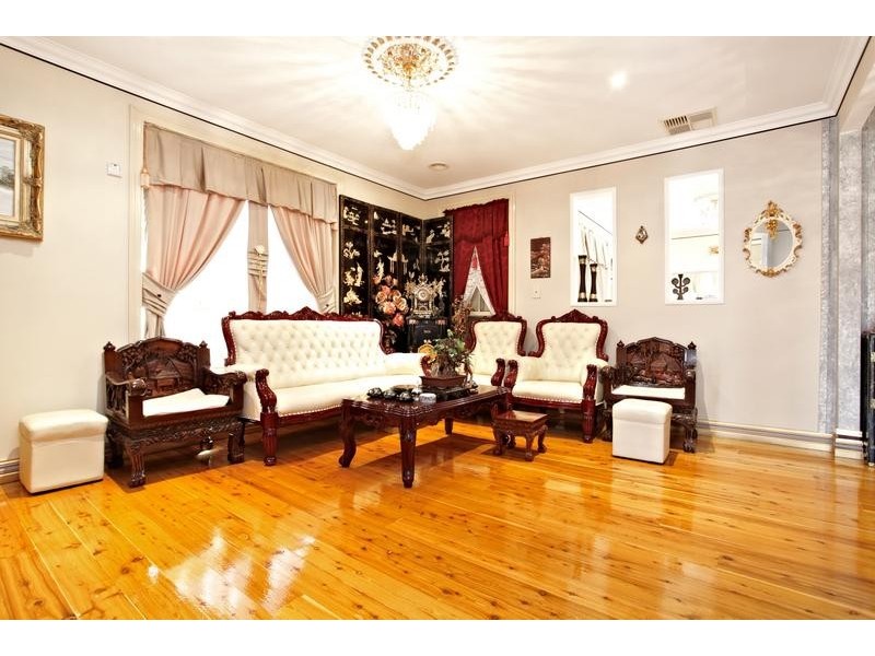 Caroline Springs VIC 3023