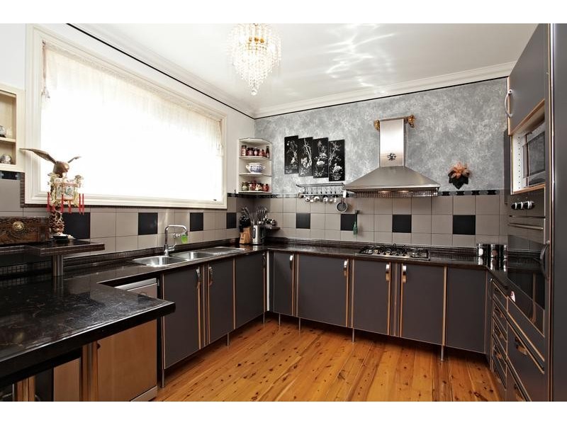 Caroline Springs VIC 3023