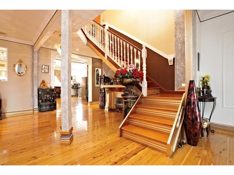 Caroline Springs VIC 3023