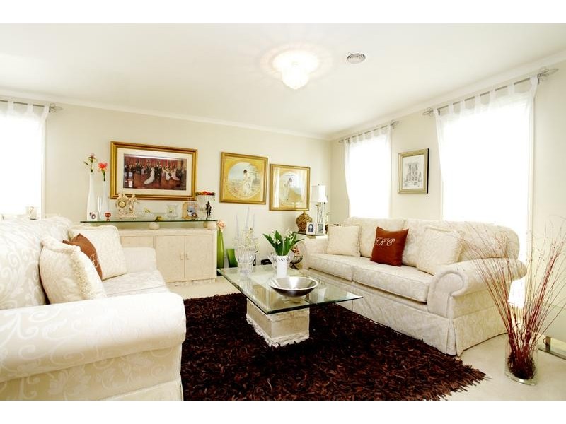 Taylors Hill VIC 3037