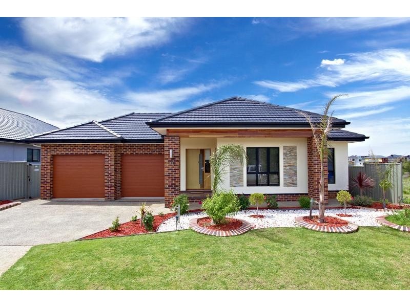 Caroline Springs VIC 3023