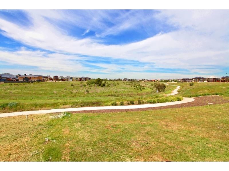 Caroline Springs VIC 3023