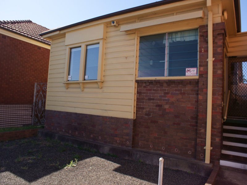 57 Maitland Rd, Mayfield NSW 2304