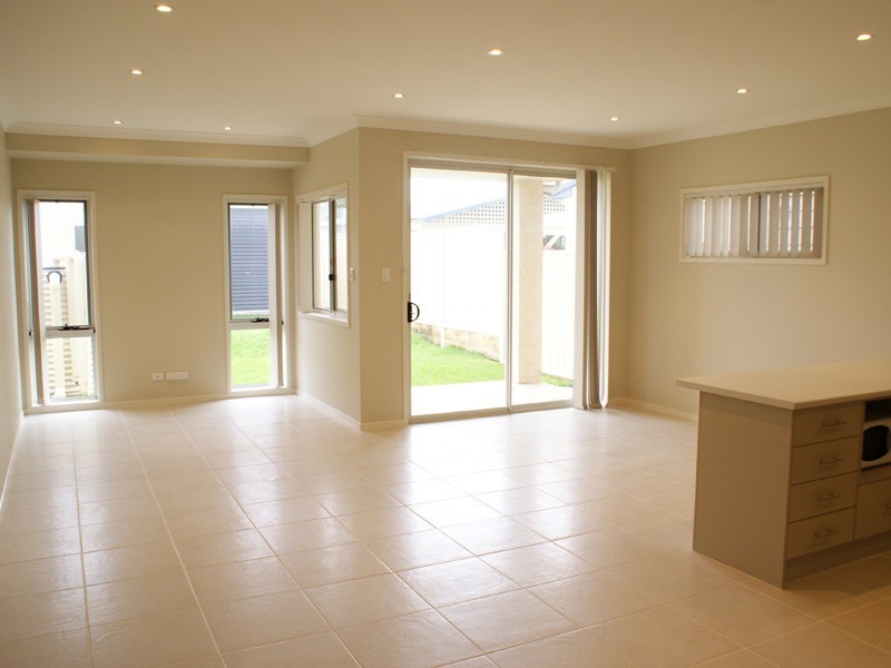 32 Crown Street, Stockton NSW 2295