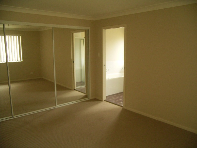 32 Crown Street, Stockton NSW 2295