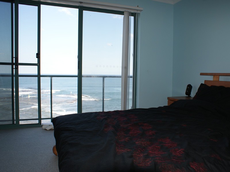 2/1 Shortland Esplanade, Newcastle East NSW 2300