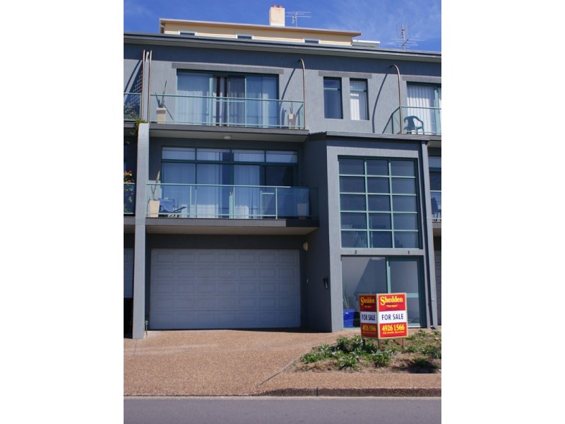 2/1 Shortland Esplanade, Newcastle East NSW 2300