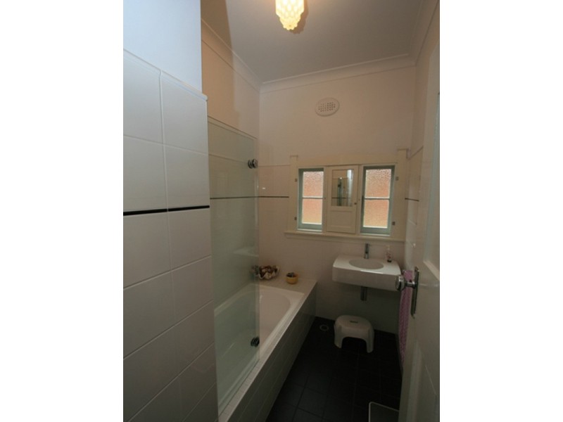 32 Smith Street, Merewether NSW 2291