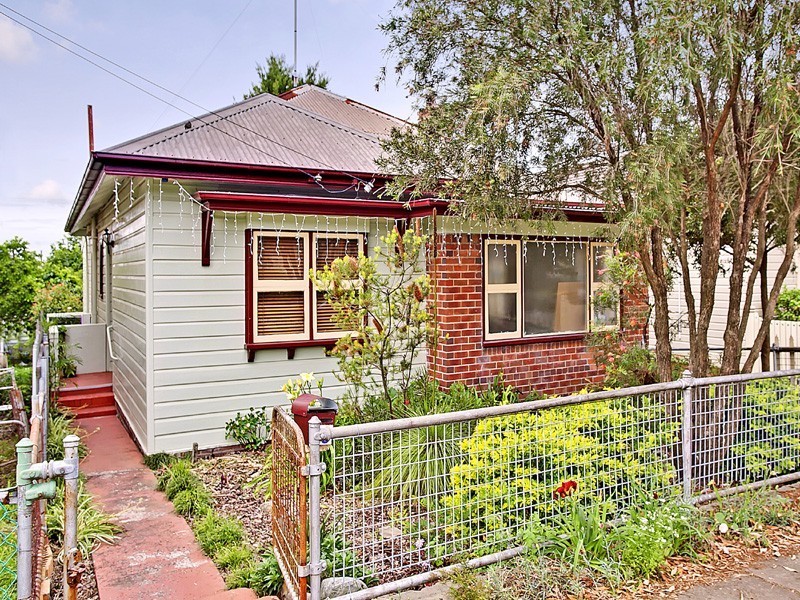 35 High Street, Waratah NSW 2298