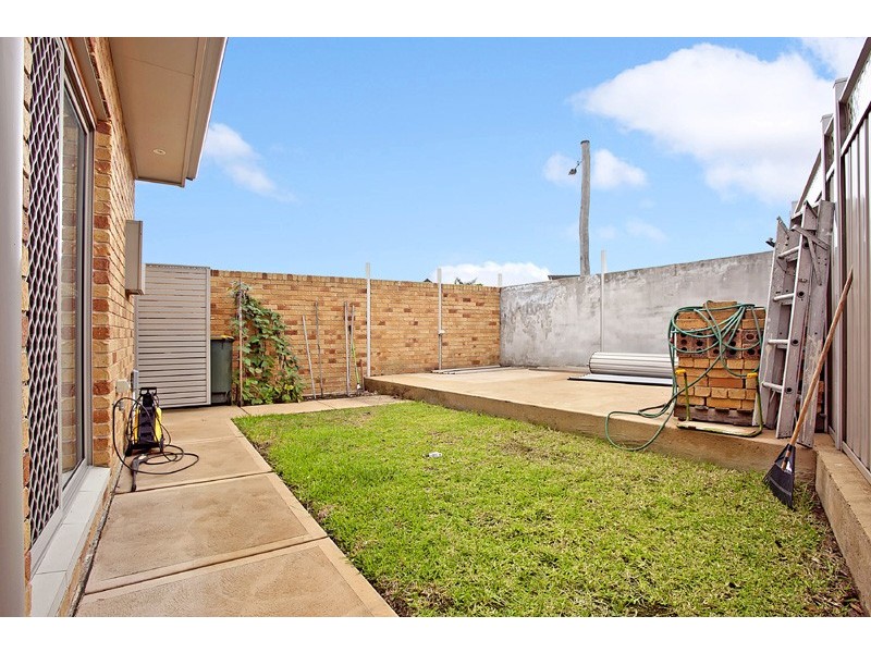 36 Queen Street, Stockton NSW 2295