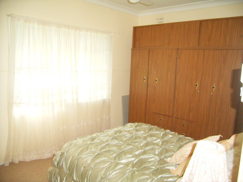 65 Church Street, Gateshead NSW 2290