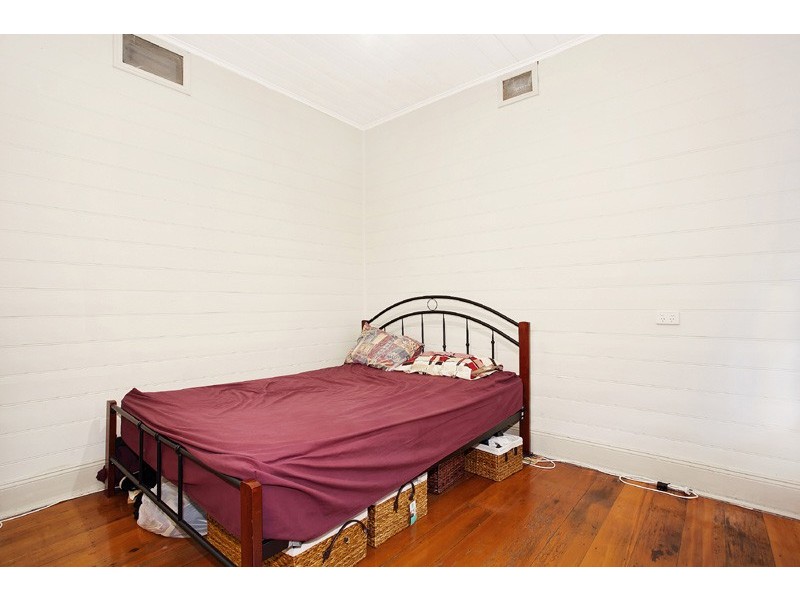 4 Dulling Street, Waratah NSW 2298
