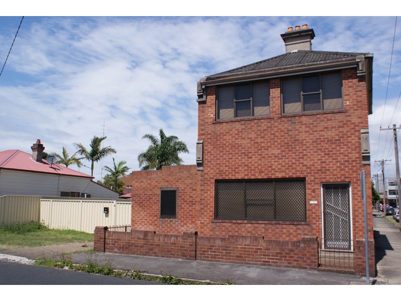 8 Phoebe Street, Islington NSW 2296