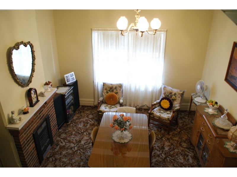 8 Phoebe Street, Islington NSW 2296